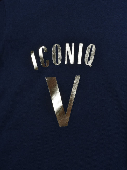 【ICONIQ】 V ゴールド箔プリント ショートスリーブ TEE