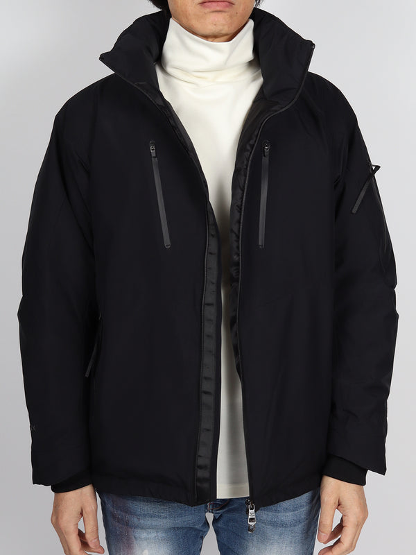 【1PIU1UGUALE3】 1PIU1UGUALE3 RELAX × +phenix スタンドネックダウンジャケット WINDSTOPPER プロダクト by GORE-TEX LABS /ウィンドストッパー/ゴアテックス