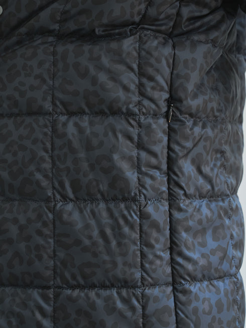 【TAION】 ベーシック クルーネックボタン インナーダウンジャケット