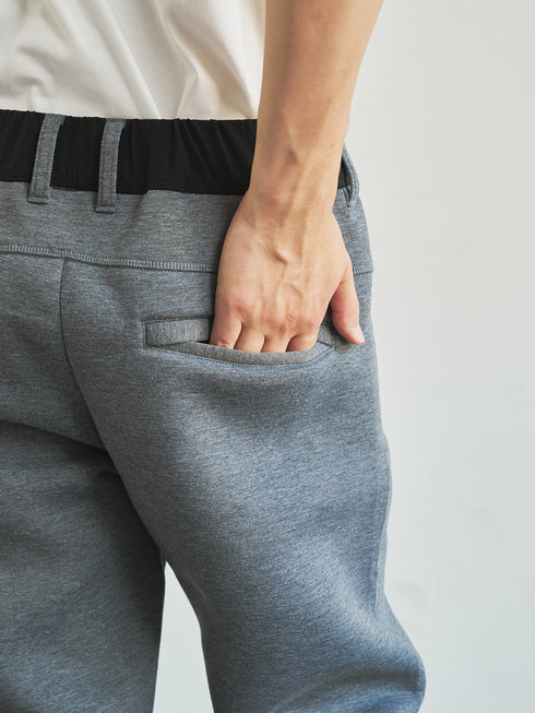 【TRANSITION】ダンボールニットジョガーパンツ