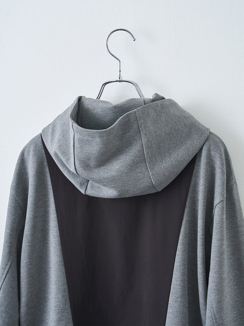 【TRANSITION】ポンチ×ストレッチナイロン切り替えフーデッドブルゾン